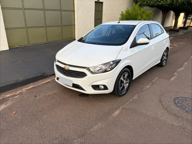 Chevrolet Onix Hatch LTZ 1.4 8V Flex Aut. 4P 2019