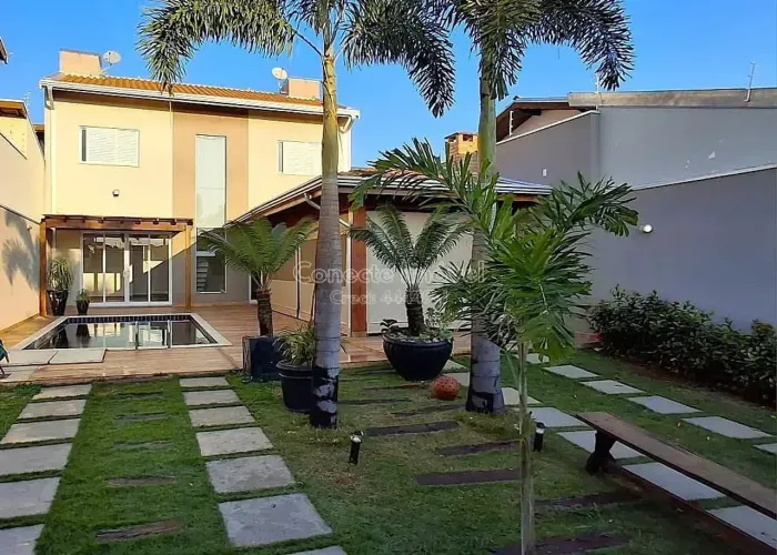 Casa com 2 suítes, piscina aquecida e área gourmet, no melhor bairro de Jaguariúna, além d