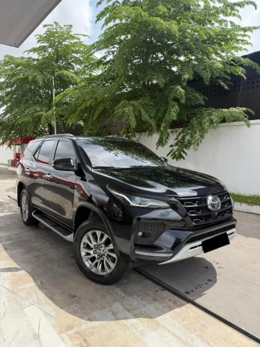 Toyota Hilux SW4 SRX 4X4 2.8 TDI 16V Dies. Aut. 2024