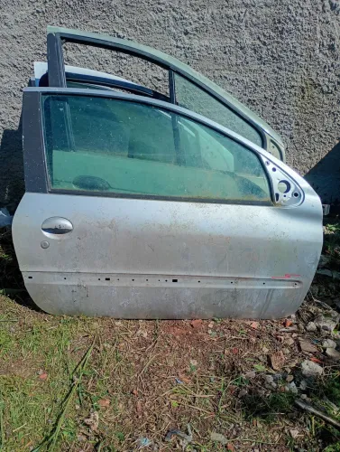 Porta Peugeot 2 portas direita 