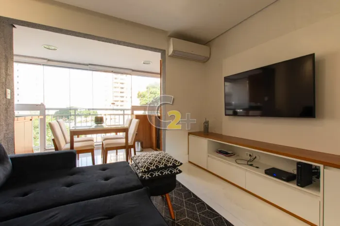 Apartamento mobiliado à venda em Perdizes 41 m², 1 quarto, 1 vaga de garagem.