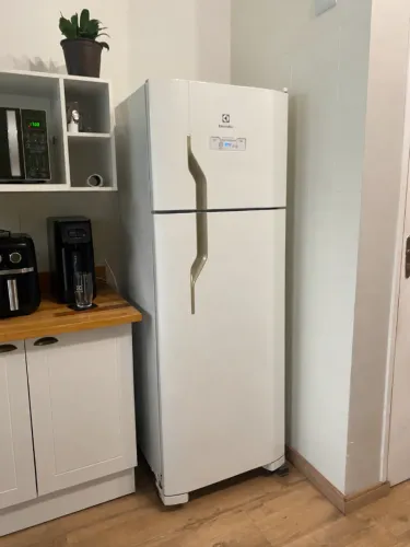 Geladeira Electrolux Frost Free DFN39 (310 Litros)