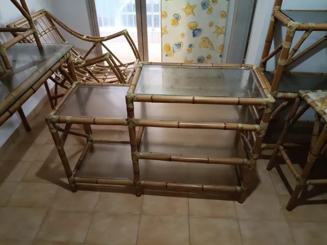 Móveis de BAMBÚ em perfeito estado
