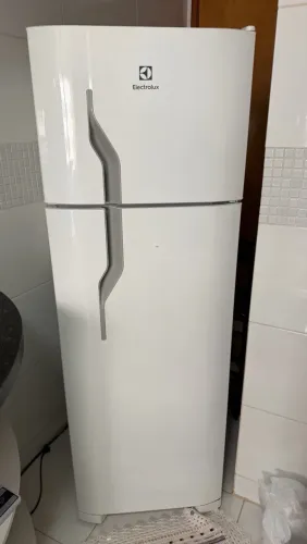 VENDE-SE GELADEIRA ELECTROLUX