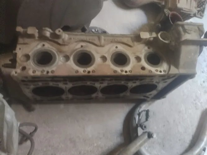 cabeçote do motor da Mercedes c200 em Belém zap *