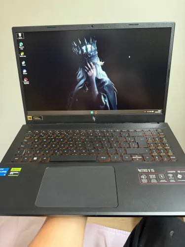 Notebook Nitro V15 RTX 4060 I5-13420H 16GB RAM