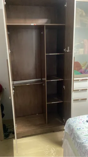Guarda roupa de casal 6 portas