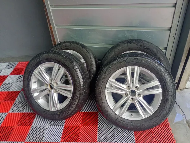 Roda vw Novas Original pneus novos