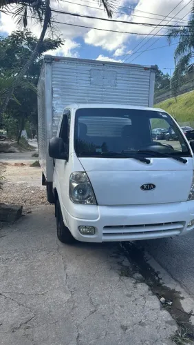 Kia bongo 2012