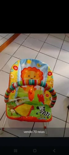 cadeirinha nao vibra nem balança