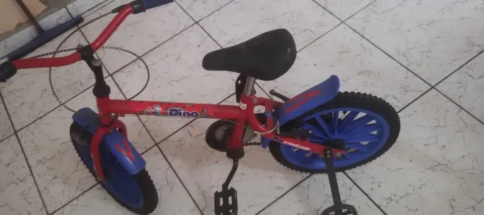 Bicicleta infantil nova 
