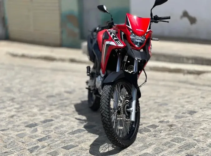 XRE 300 2022