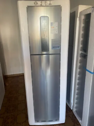 Geladeira Electrolux Frots free inox nova na caixa