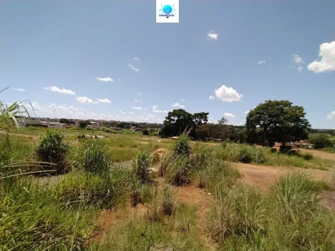 Área Comercial à Venda no Residencial Recanto das Emas - Goiânia/GO