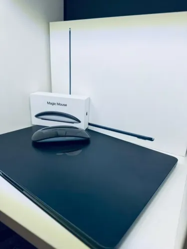 MacBook M3 e Magic Mouse