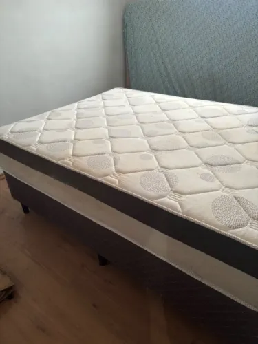Cama Box com Colchão
