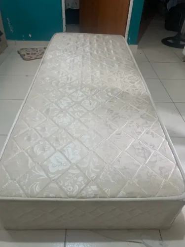 Cama solteiro + colchão