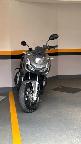 Vendo Honda ADV 2023 - Segundo Dono