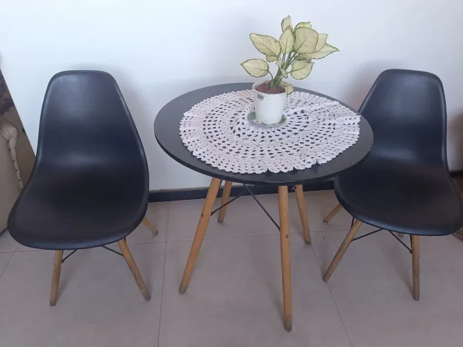 Mesa Eames Eiffel redonda 90 cm