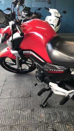 ALUGAMOS MOTO SEMANAL