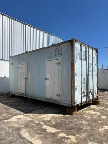 Container refrigerado 20 pés com divisória dupla