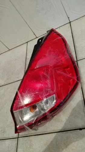 Lanterna traseira direita Ford new Fiesta Hatch