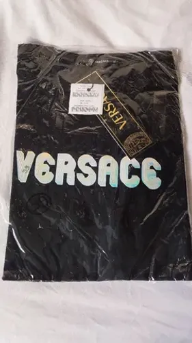 Camisa Versace GG preta peruana