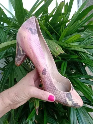 Sapato em couro legítimo tam 37