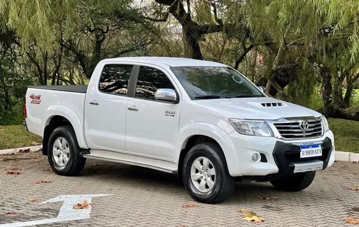 Toyota Hilux SRV Impecável 