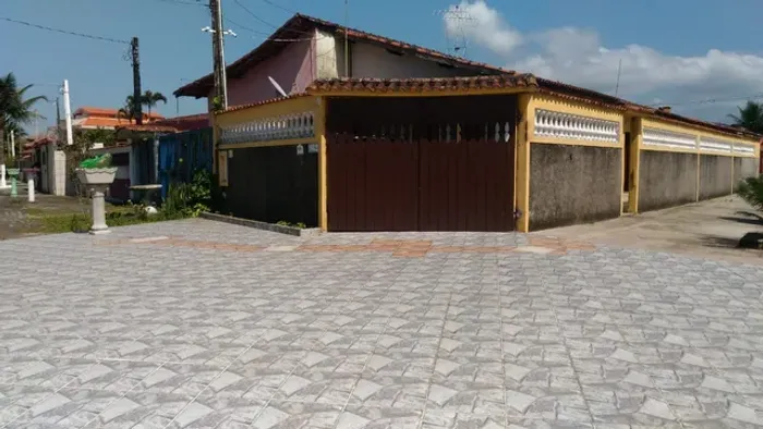 Casa pé na areia: