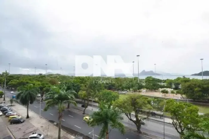 Apartamento - Padrão / Residencial / Flamengo