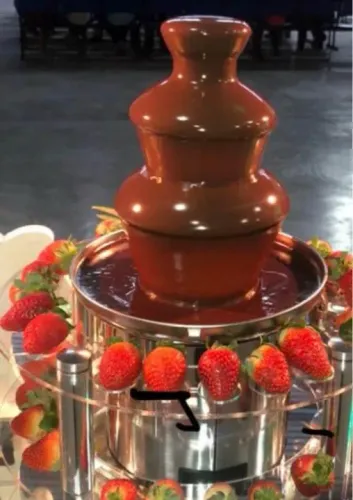 Cascata Chocolate - Torre Fonte - Aluga festas
