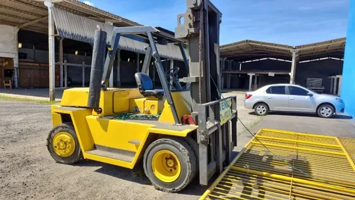 Empilhadeira a diesel Daewoo D70 - ano 2006