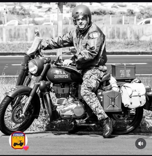 Royal Enfield 500 militarizada