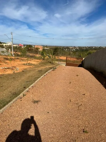 Sitio 1.000m² todo murado, casa com vista na frente, Jaboticatubas. 