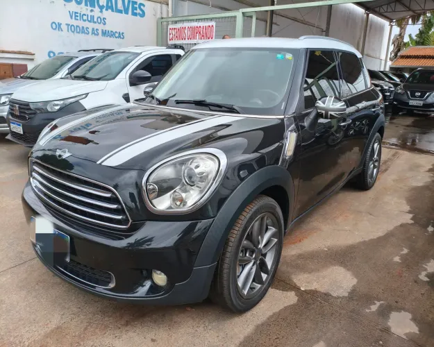 Mini Cooper Country. John Works All4 1.6 Aut. 2012