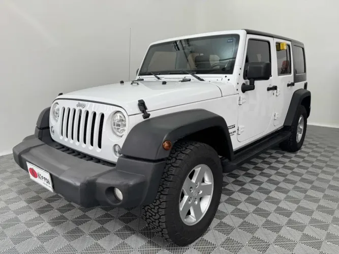 Jeep Wrangler Unlimited Sport 3.6 V6 284cv 4P 2014