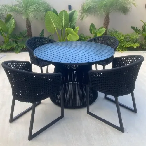MESA TURIIM DE ALUMINIO RIPADO + 4 CADEIRAS TURIM DE CORDA NÁUTICA