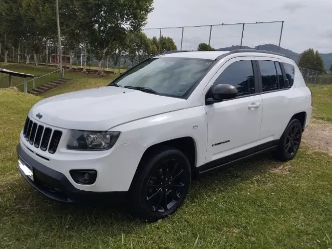 Jeep Compass Sport 2.0 16V 156cv 5P 2014