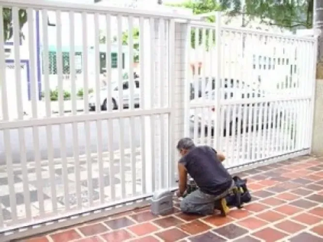 Conserto de Portão Residencial