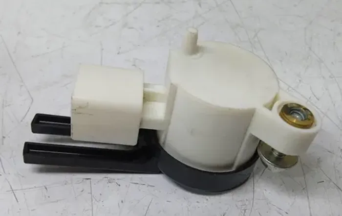 Sensor Pedal Freio Onix 2013 - 2019 / 13597429