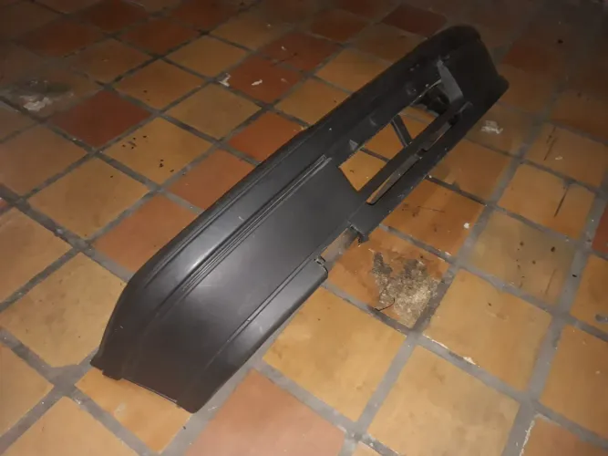 Parachoque Dianteiro do Monza tubarão original GM