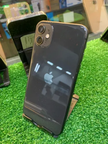 iPhone 11 preto seminovo