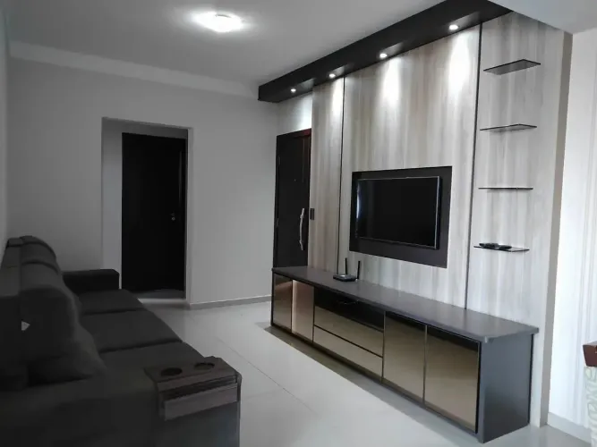 Alugo apto 95 m² 3/4 c/ Suíte Totalmente Mobiliado Próximo a UFU (Hospital Escola) - Uberl