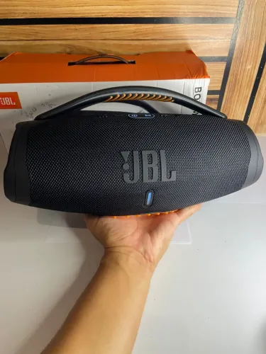 CAIXA DE SOM BOOMS BOX 3 JBL preto