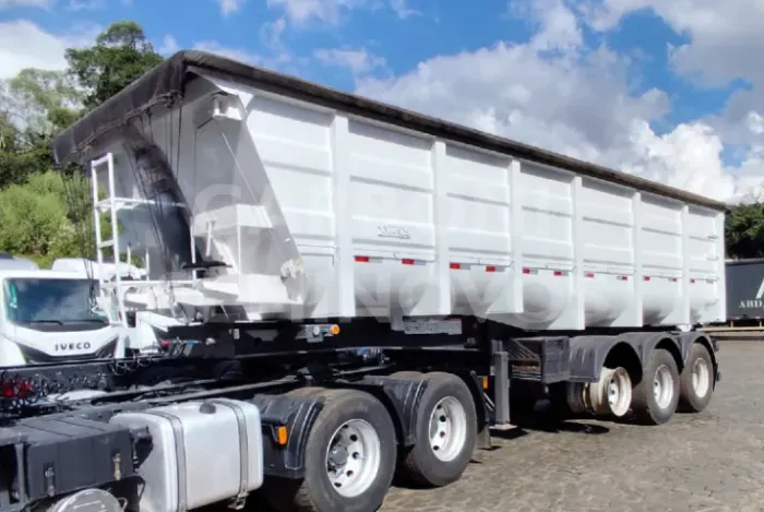 SEMI REBOQUE AIZI SRASBS 2022/2023