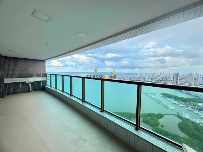 Apartamento 4 Suítes com Vista Mar no Mirante do Cais