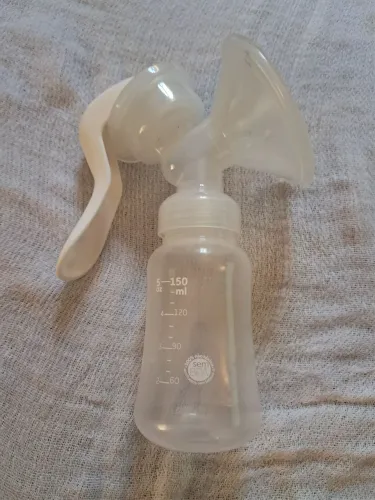 Vendo bomba manual excelente