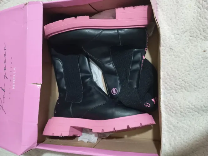 Bota Feminina Bubu Tratorada Pink Green Mirella