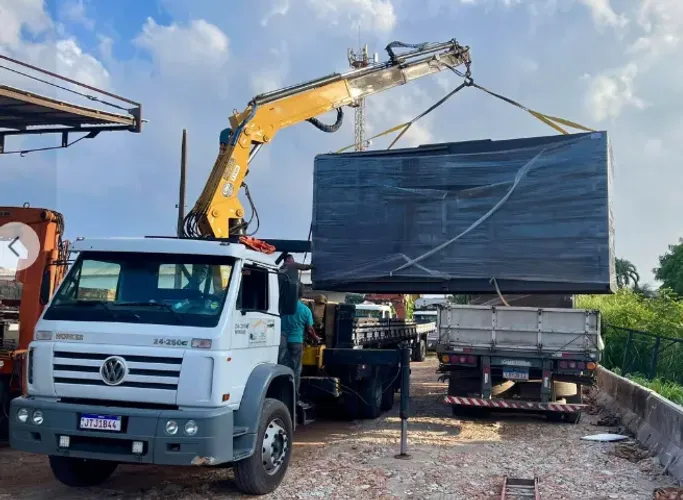 Locaçao de Munck Serviços Rapidos Atendimento em Curitiba e Regiao
